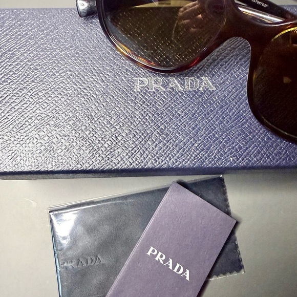 Prada PR 22ZS Tortoise Polarized Brown Gradient Sunglasses main image 8